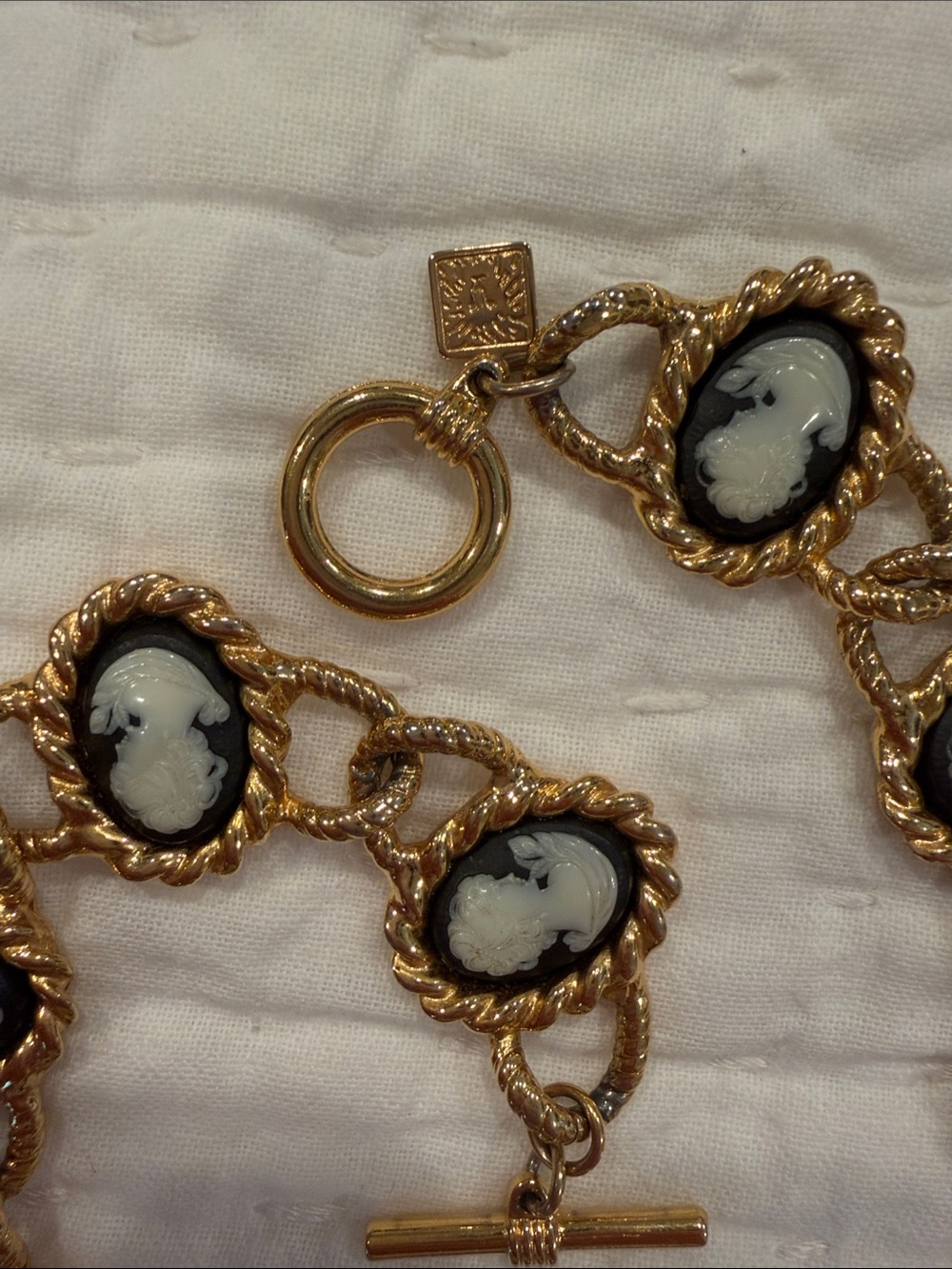 Anne Klein Gold-Tone Black Cameo Link Necklace - Picture 2 of 4